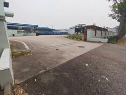 Tuas Crescent (D22), Factory #634626271